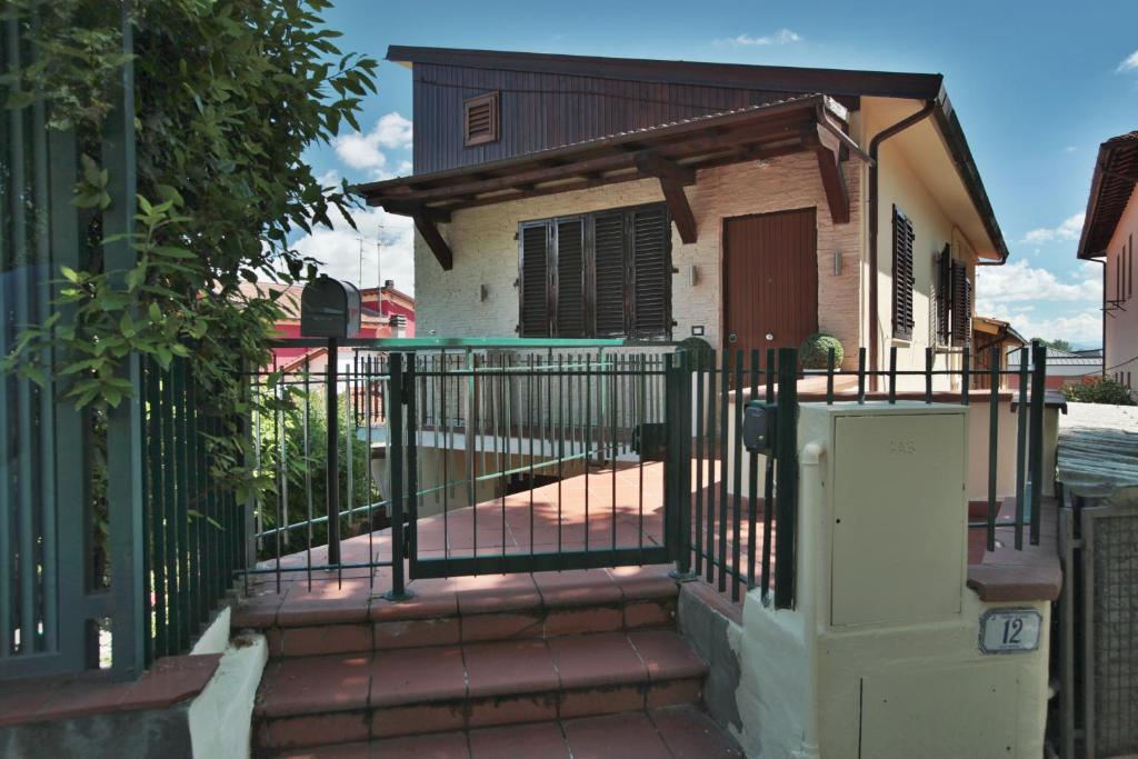 Eurohome Comfort Apartment سينا المظهر الخارجي الصورة